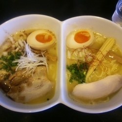 鶏白湯SOBA HYBRID＋味玉