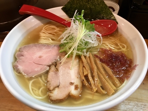 「塩ラーメン 大 ¥700(大盛りサービス)+P¥100」@めん屋 平右衛門の写真