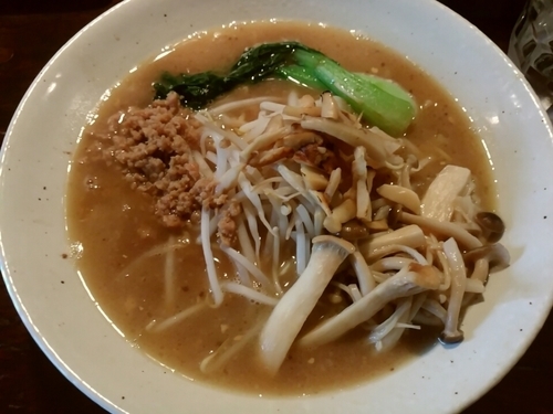 「【限定】炙り松茸ときのこのラーメン950円」@麺や すする 本店の写真