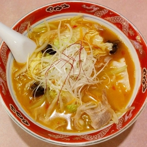 「辛いタンメン」@ラーメンまるいし 白石店の写真