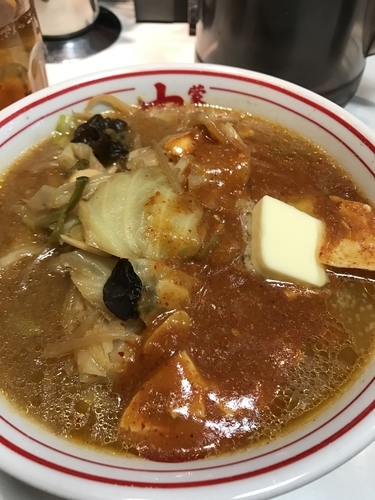 「蒙古タンメン＋バター ¥860」@蒙古タンメン 中本 西池袋店の写真