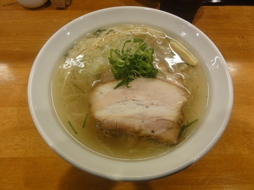 「塩らーめん」@らーめん一宇の写真