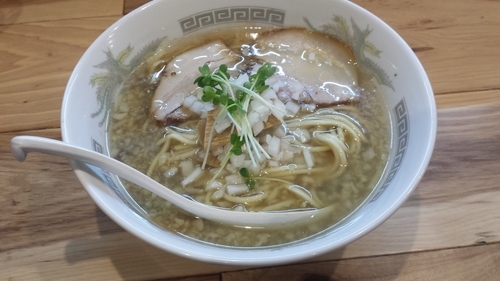 「【限定】背脂と煮干しのラーメン750円(脂増し)」@らーめん カッパハウスの写真