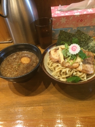 「特製濃厚魚介つけ麺大盛り」@馳走麺 狸穴の写真