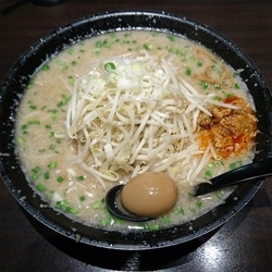 漢味噌880円、大盛り100円