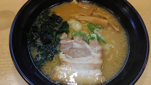 「醤油とんこつらーめん@600円」@麺家 中村桜の写真