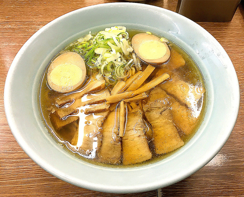 「チャーシューメン(玉子トッピング)」@名代らーめん 航海屋 新宿店の写真