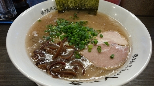 「らーめん ￥ 650」@博多長浜らーめん いっきの写真