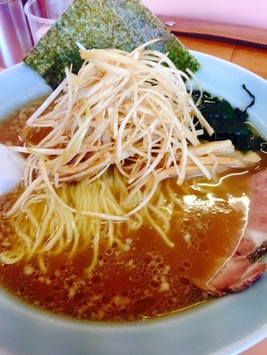 「ネギラーメン 中」@ラーメンショップ 味源 朝霞店の写真