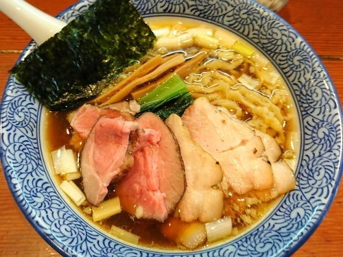 「チャーシュー手揉み中華そば(醤油、太麺)」@麺処 ほん田の写真