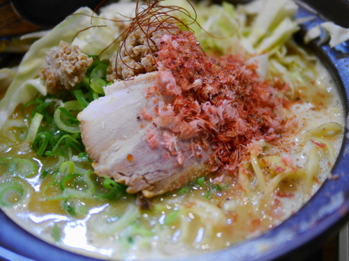 「土鍋味噌豚骨 こってり」@たけさんの写真