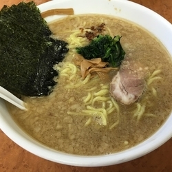 味濱家ラーメン 極み 海苔 ほうれん草