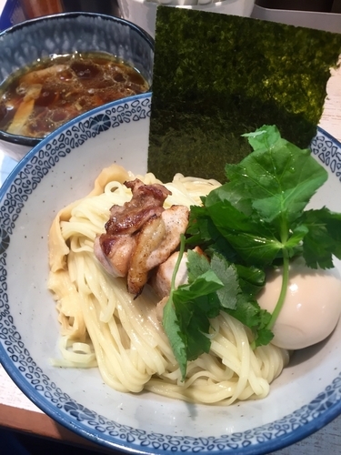 「【気まぐれ限定】天草大王の醤油つけそば ￥1000」@中華そば 四つ葉の写真