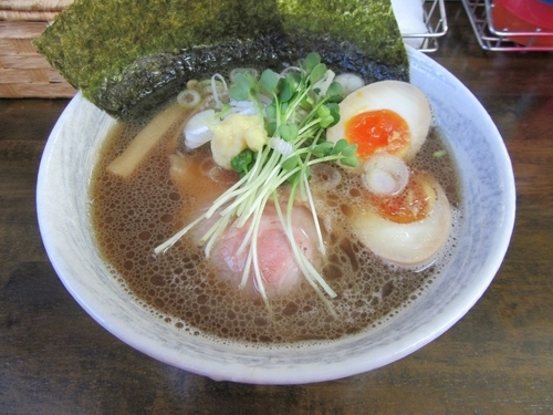 「限定　生姜ラーメン（７５０円）」@麺屋よしすけの写真