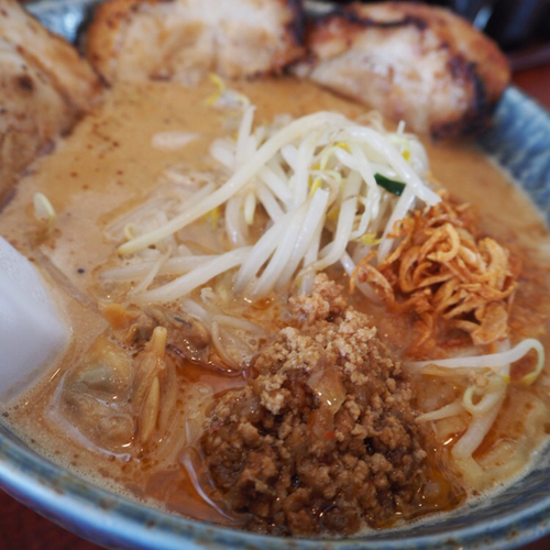 「房州味噌漬け炙りチャーシュー麺」@蔵出し房州味噌麺屋馬琴の写真