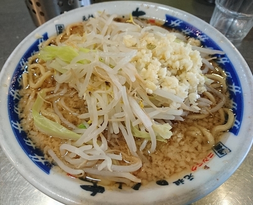 「らーめん　ニンニク　500円　ランチタイム」@らーめん大 蕨店の写真