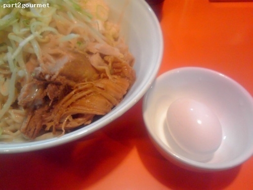 「油そば醤油(きざみ豚・温玉付き) (840円)」@ちばからの写真