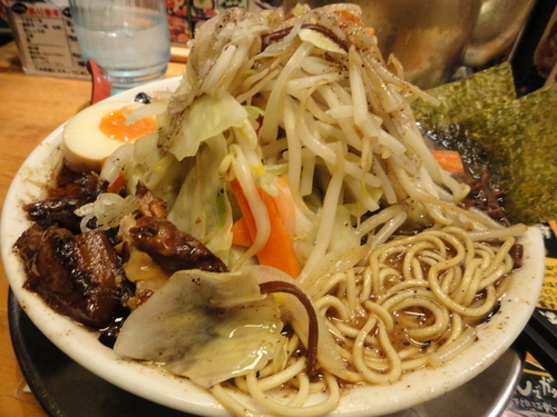 「おっぺんしゃんらーめん+どっさり野菜」@熊本らーめん おっぺしゃん 広瀬通店の写真