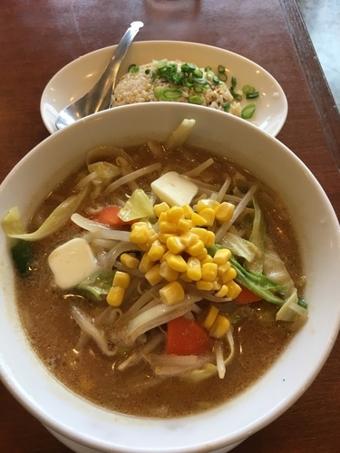 「味噌バターラーメン780円+半チャーハン280円」@中華レストランChina Fan 草加店の写真