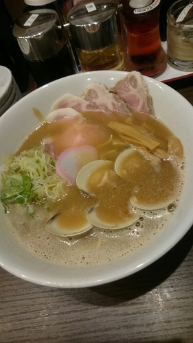 「Twitter限定 ハマグリラーメン(豚骨)  ７５０円」@和歌山中華蕎麦 はたお商店 高崎店の写真