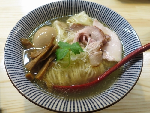 「（松）特級中華そば ９００円」@自家製麺 くろ松の写真