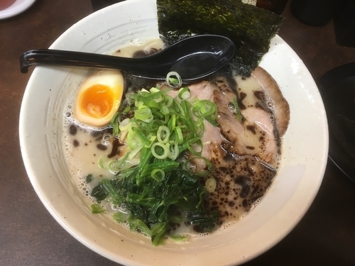 「ラーメン黒750円」@麺屋 正の写真