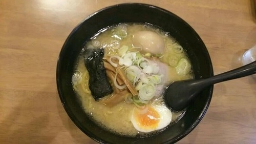 「味噌らーめん850円、味玉100円」@元祖札幌やの写真