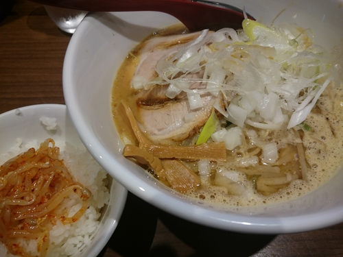 「濃厚味噌らーめん+半ライス(無料)」@らーめん 蓮の写真