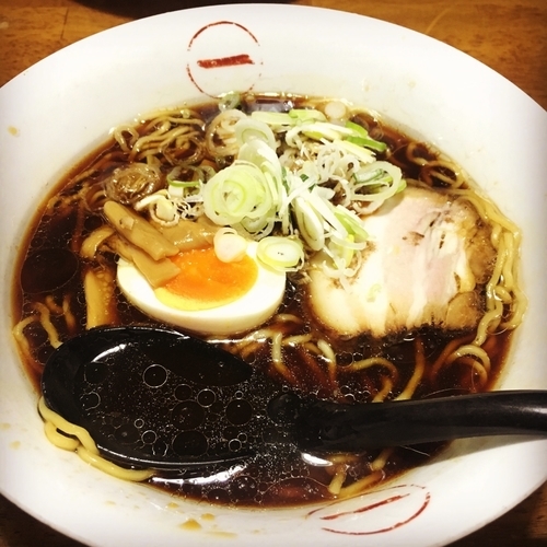 「しょう油らーめん」@麺家カムイの写真