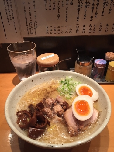 「味玉入り味噌らーめん」@つじ田 味噌の章の写真