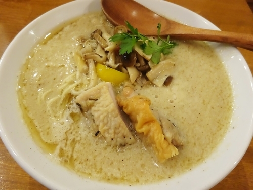 「4種のキノコチャウダーヌードル　　900円」@鶏ポタラーメン THANK お茶の水の写真