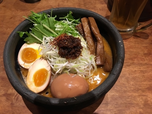 「海老ポタ全部のせ らぁめん」@俺の創作らぁめん 極や 上野広小路店の写真