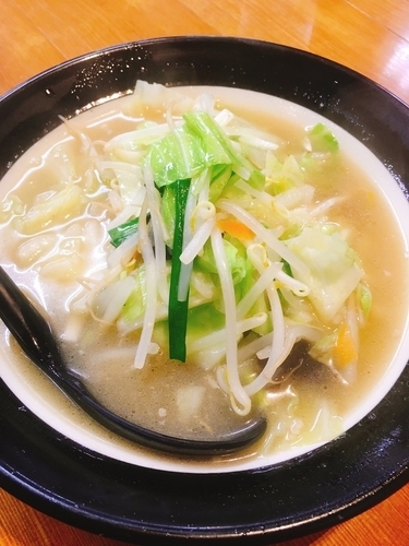 「塩野菜ラーメン ハーフ」@会津喜多方らーめん 新田店の写真