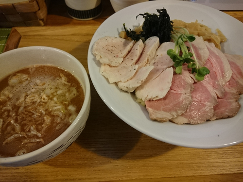 「つけそば＋チャーシュー」@中華蕎麦 はざまの写真