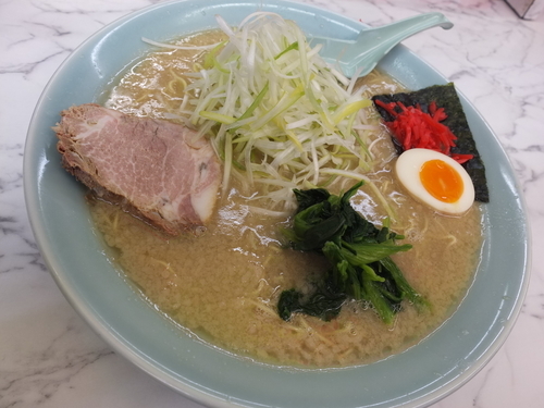 「こってり（正油）中盛」@ラーメンショップ 安中店の写真