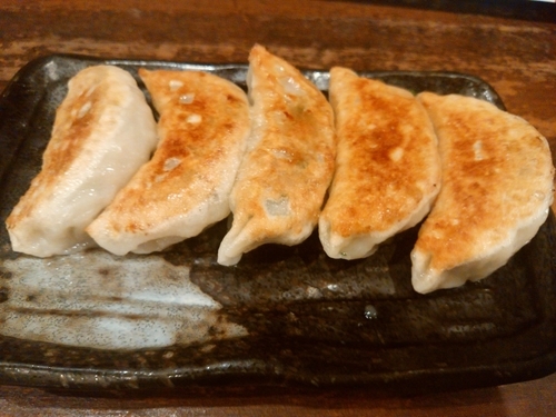 「餃子380円」@手打ちらーめん麺之介の写真