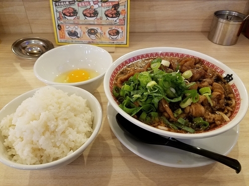 「肉汁麺レベル2 (880円) + ライス(100円)」@肉汁麺ススム 秋葉原本店の写真