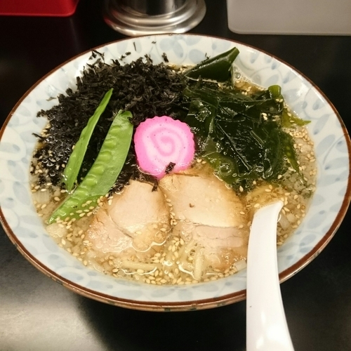 「生わかめと岩海苔のSA風ラーメン @800円 １周年限定」@ラーメン ツバメの写真