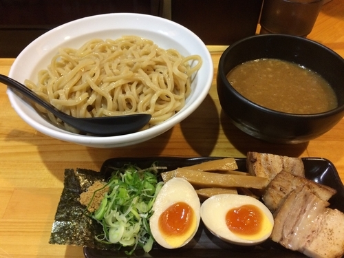 「超濃厚魚介とんこつつけ麵スペシャル」@らーめん つけ麺 春樹 日暮里店の写真