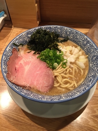 「ほのかに香る煮干し中華蕎麦  800円」@仙台中華蕎麦 仁屋の写真