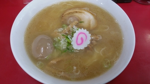 「中華そば(大盛)(600円)＋味玉(100円)」@来味 東堀店の写真