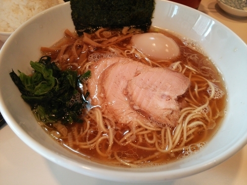 「濃厚あごだしらーめん味玉」@らーめん将貴の写真