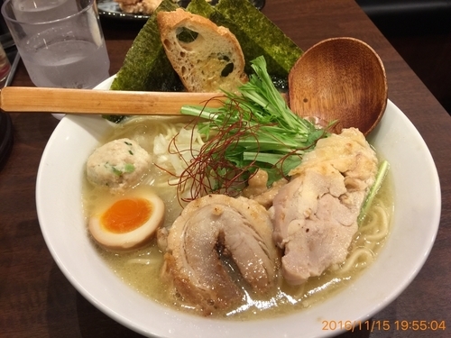 「特製濃厚鶏たけらーめん930yen+大盛100yen」@鶏白湯中華そば 鶏たけ商店の写真