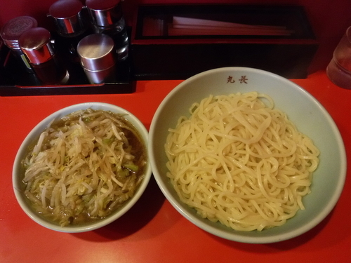 「野菜つけそば中」@丸長 目白店の写真