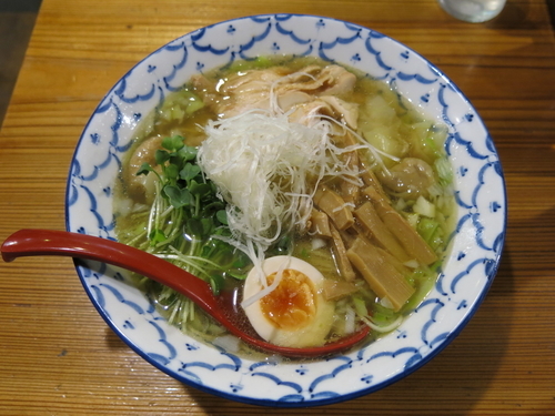 「わんたん鶏塩めん：850円」@武藤製麺所の写真