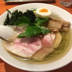 特製しおグリーン麺 大盛