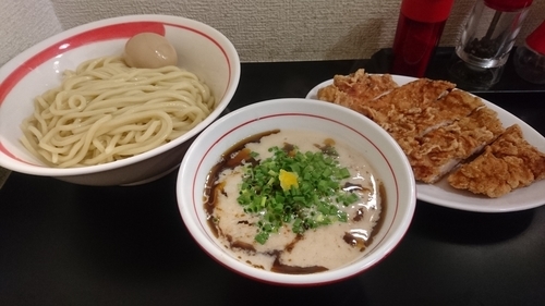 「揚チキンつけめん」@自家製麺SHINの写真
