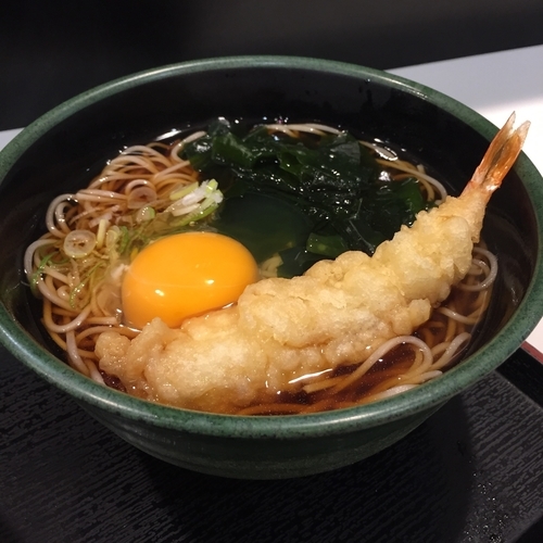 「朝そば（玉子）（￥330）＋海老天（クーポン）」@ゆで太郎 三田3丁目店の写真