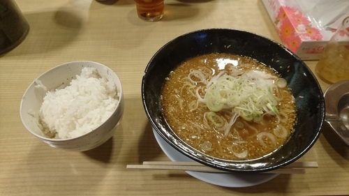 「ごま味噌ラーメン 唐揚げセット」@ラーメンはなてん 堺東店の写真