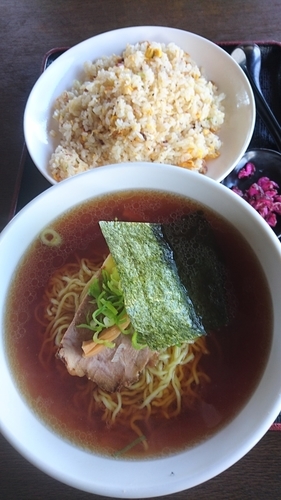 「醤油ラーメン・チャーハン 800円」@客隆軒の写真